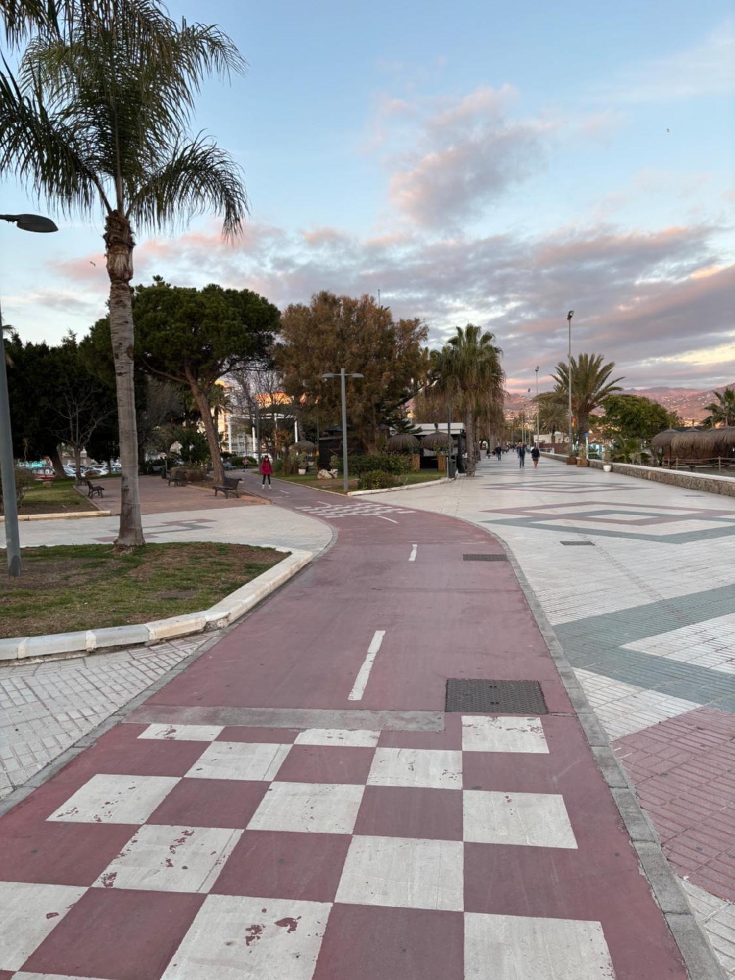Estudio En Torre Del Mar A 3 Minutos Andando De La Playa Luaran gambar